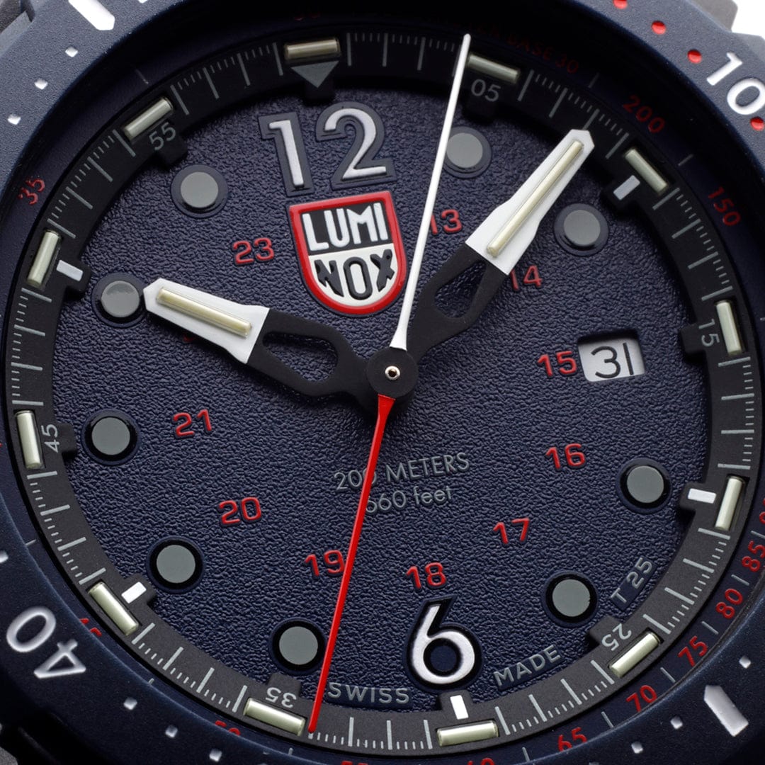 Luminox ICE-SAR Arctic - Mazenauer Uhren Schmuck