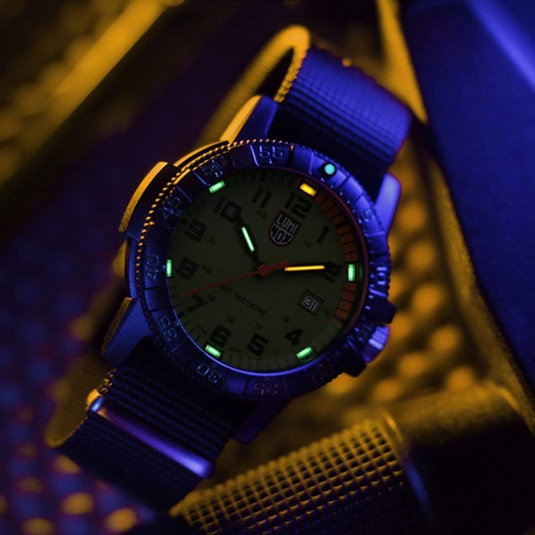 Luminox Leatherback SEA Turtle Giant - Mazenauer Uhren Schmuck