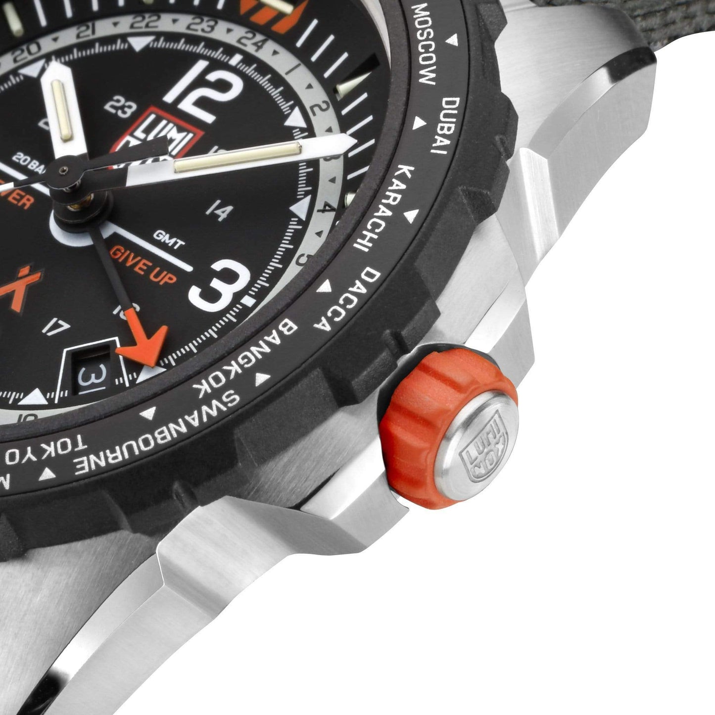 Luminox Bear Grylls Survival